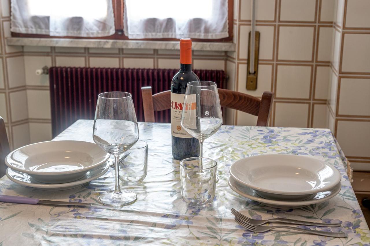 Iss Travel Apartments Casa Maria In Marina Di Massa Масса Екстер'єр фото